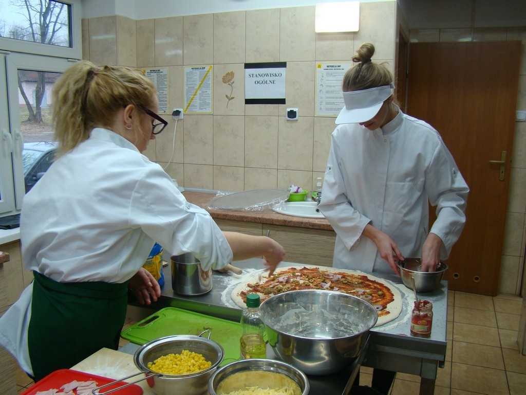 2017.03.13 pizza - koło gastronomiczne