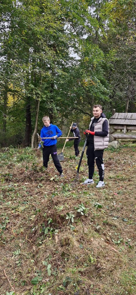 2024-10-15 akcja sprzątania cmentarzy