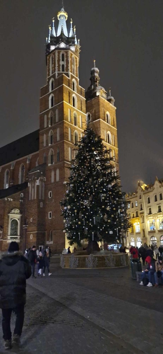2024-12-06 Jarmark bożonarodzeniowy w Krakowie