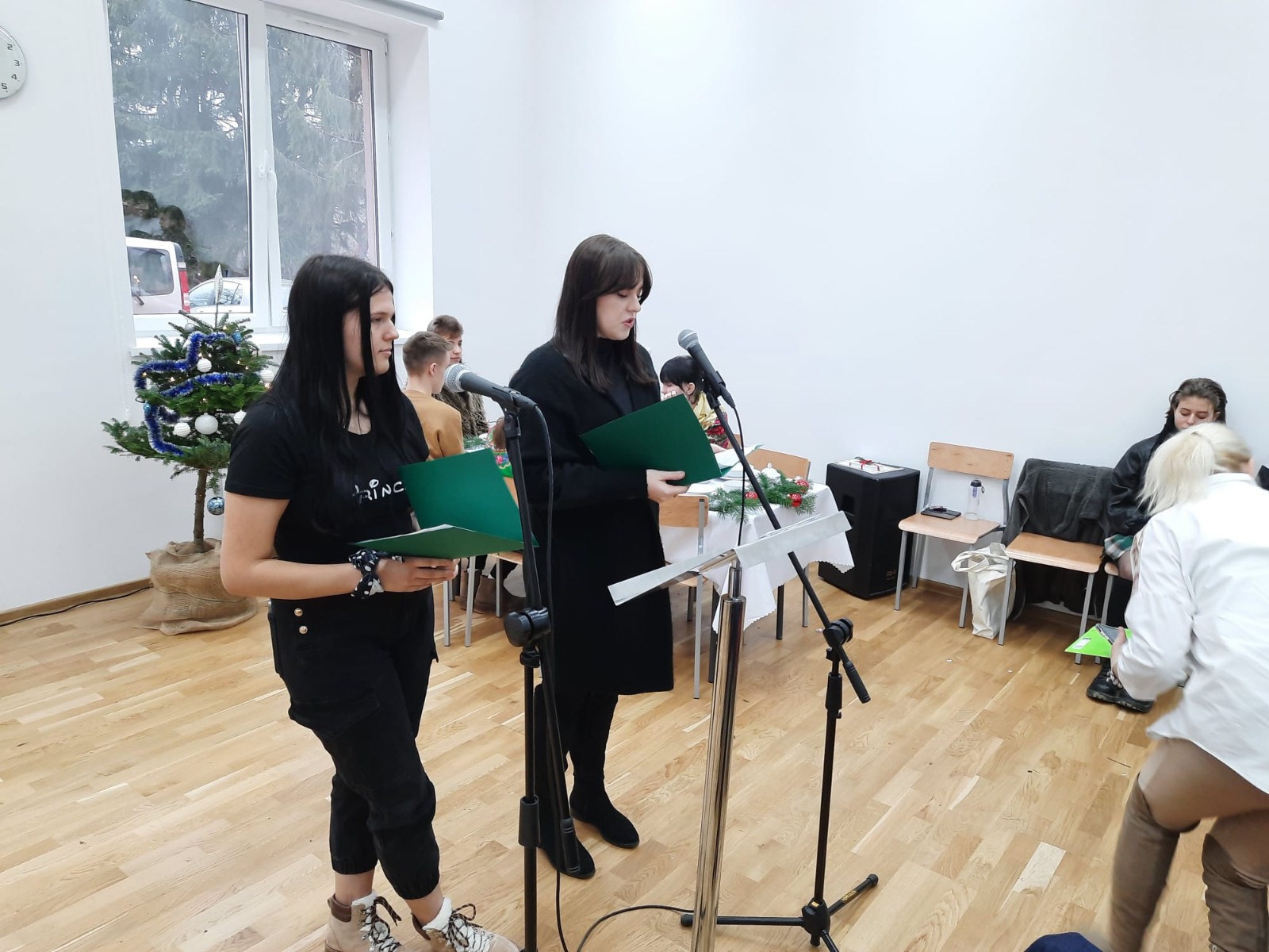 2021-12-18-dziewczynka-z-zapałkami